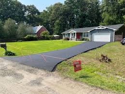 Gnadenhutten, OH Driveway Paving Services Company